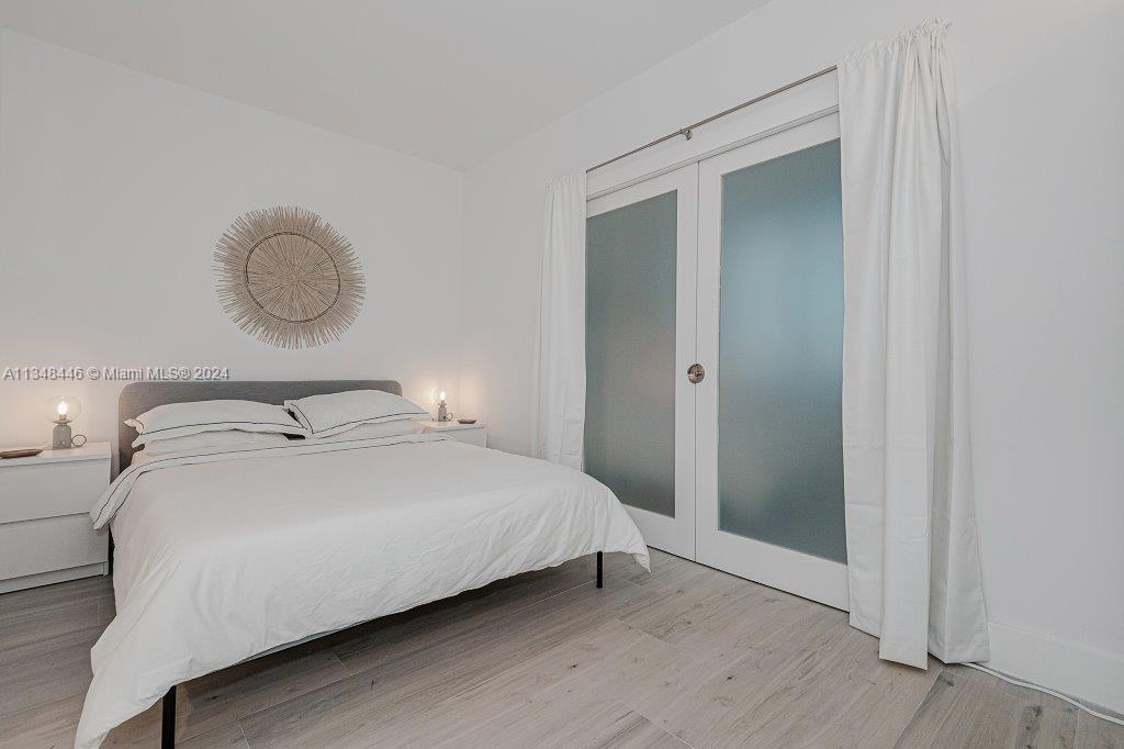 RONEY PALACE CONDO - Residential Lease