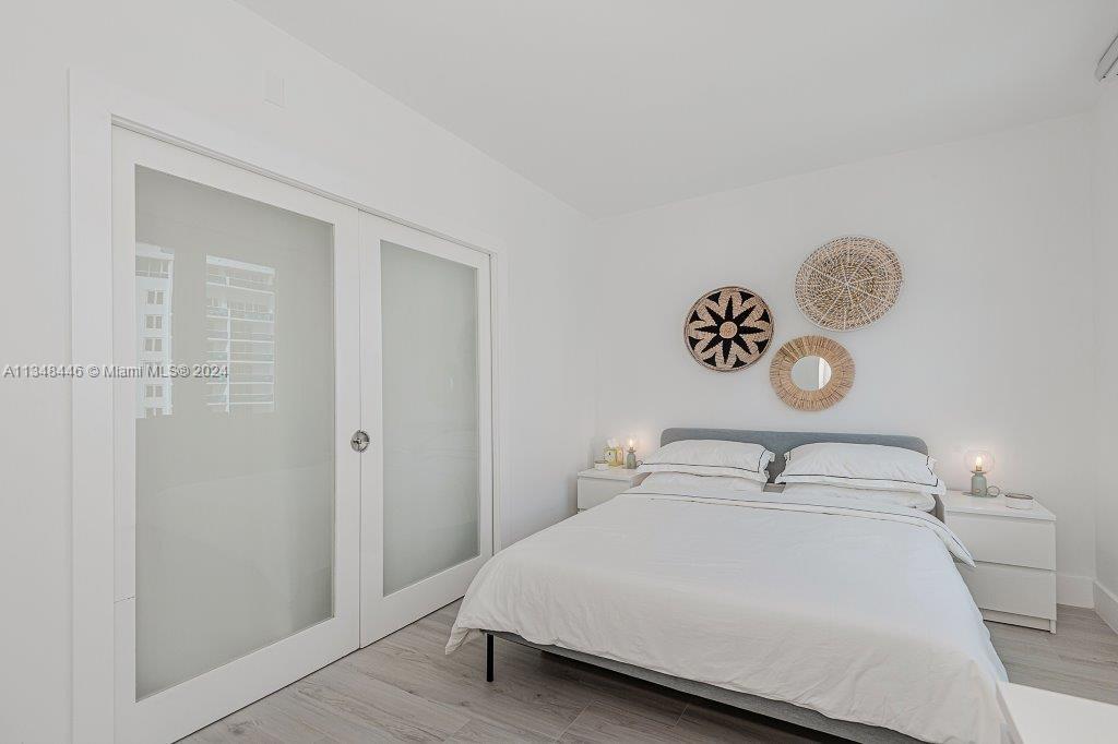 RONEY PALACE CONDO - Residential Lease