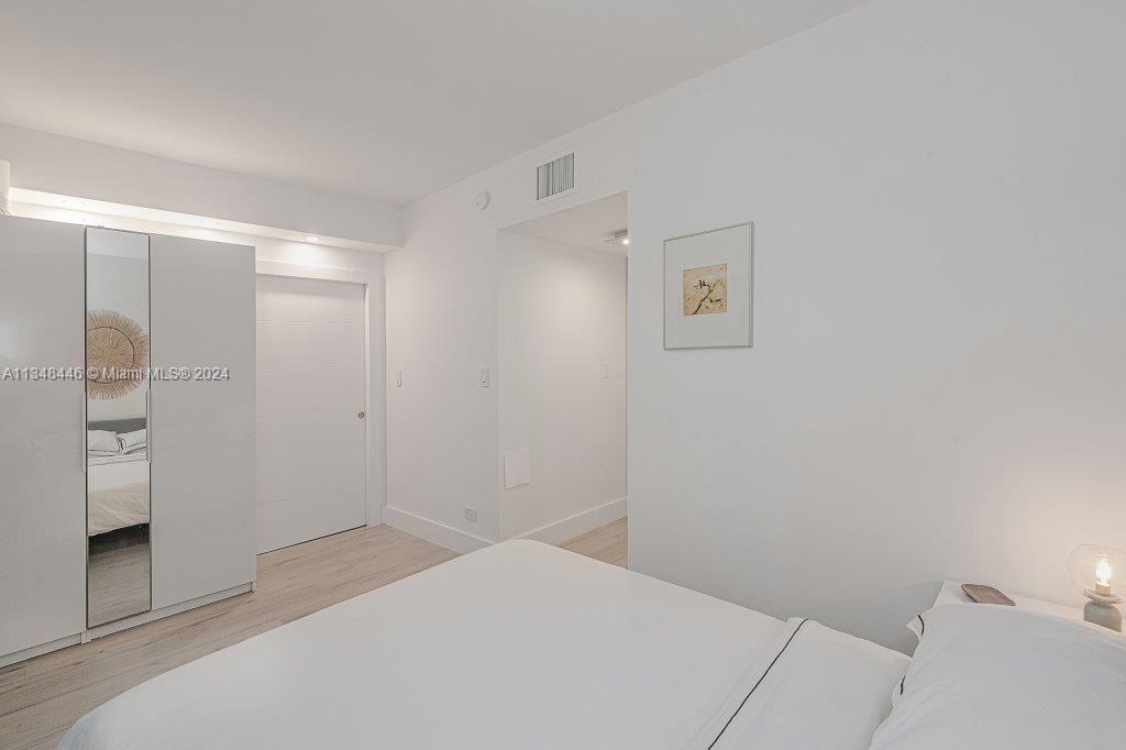 RONEY PALACE CONDO - Residential Lease