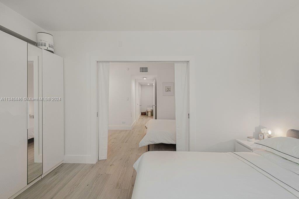 RONEY PALACE CONDO - Residential Lease