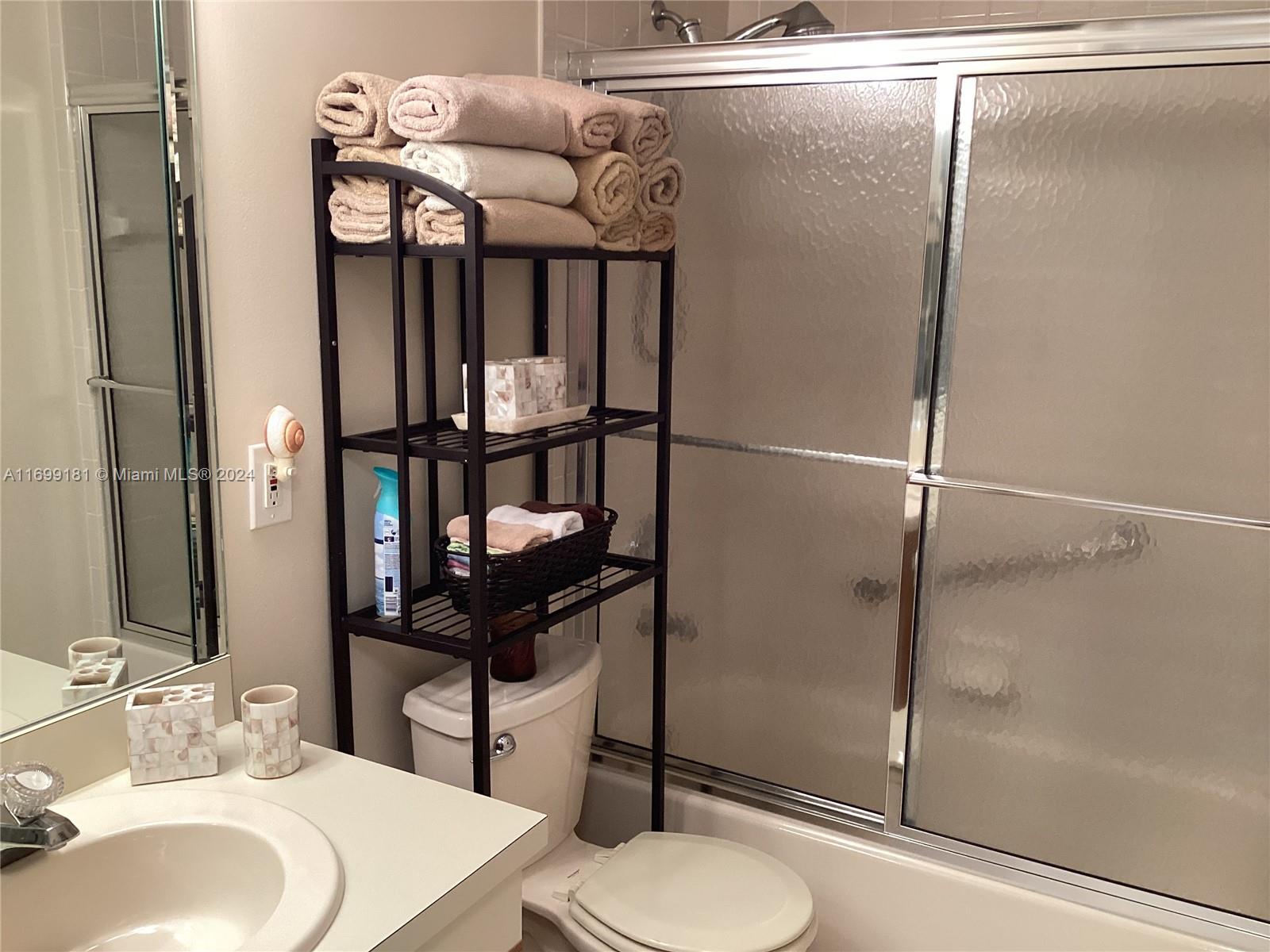 BRIGHTON LAKES - Residential