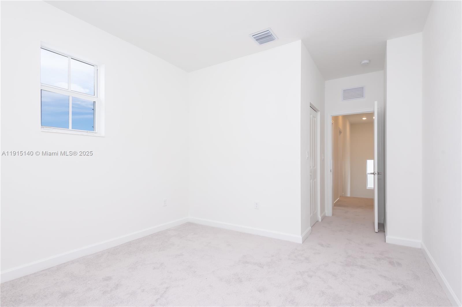 KEYS-GATE NO 1 - Residential Lease