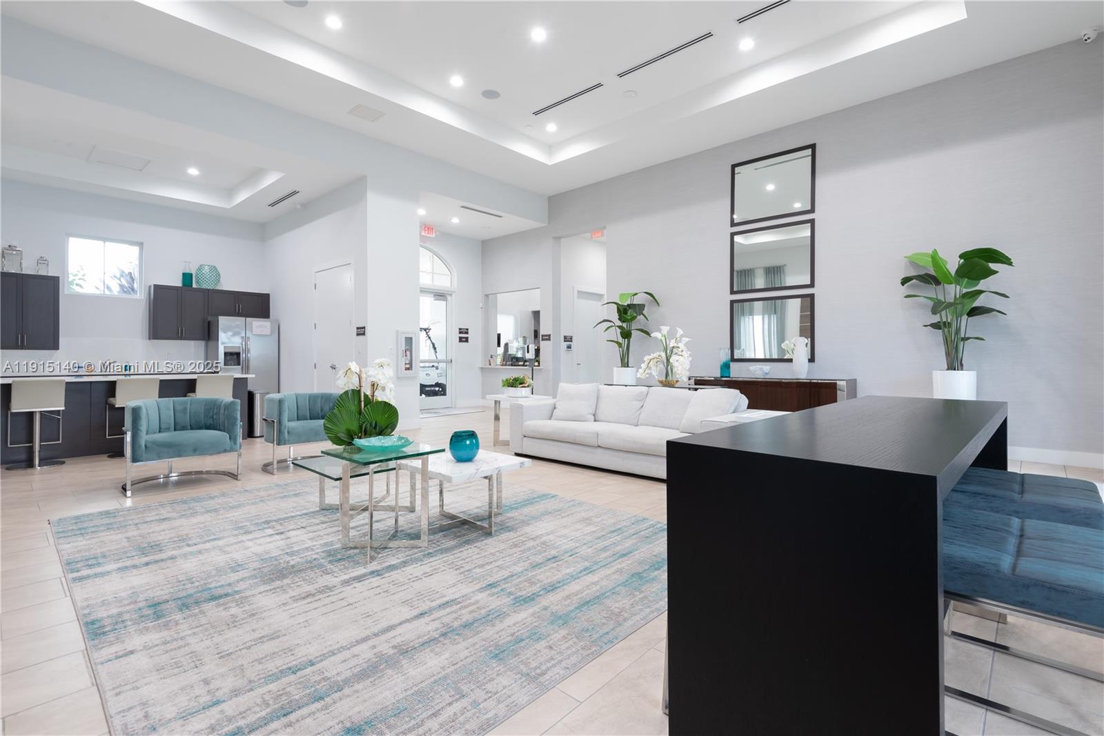 KEYS-GATE NO 1 - Residential Lease