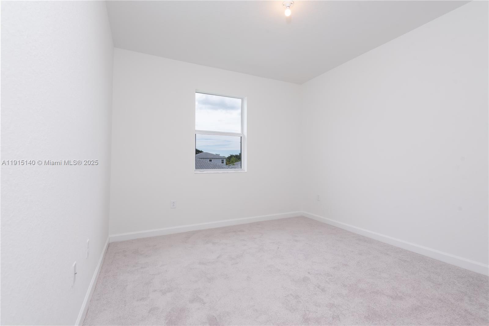 KEYS-GATE NO 1 - Residential Lease