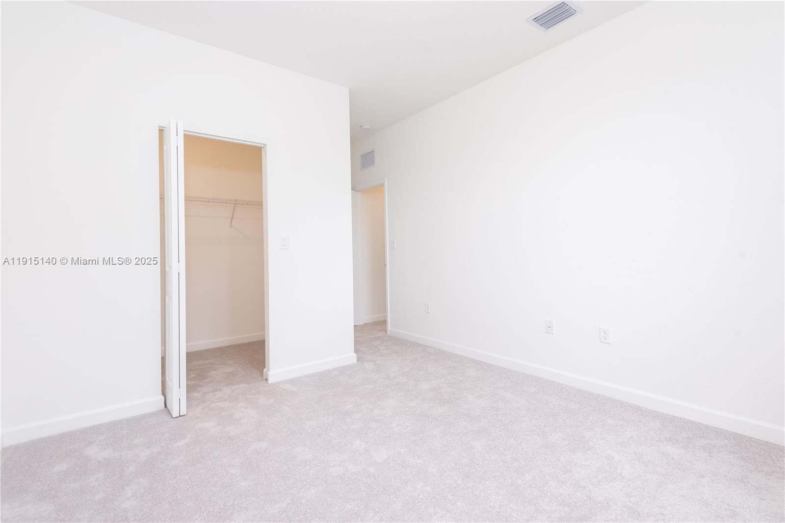 KEYS-GATE NO 1 - Residential Lease