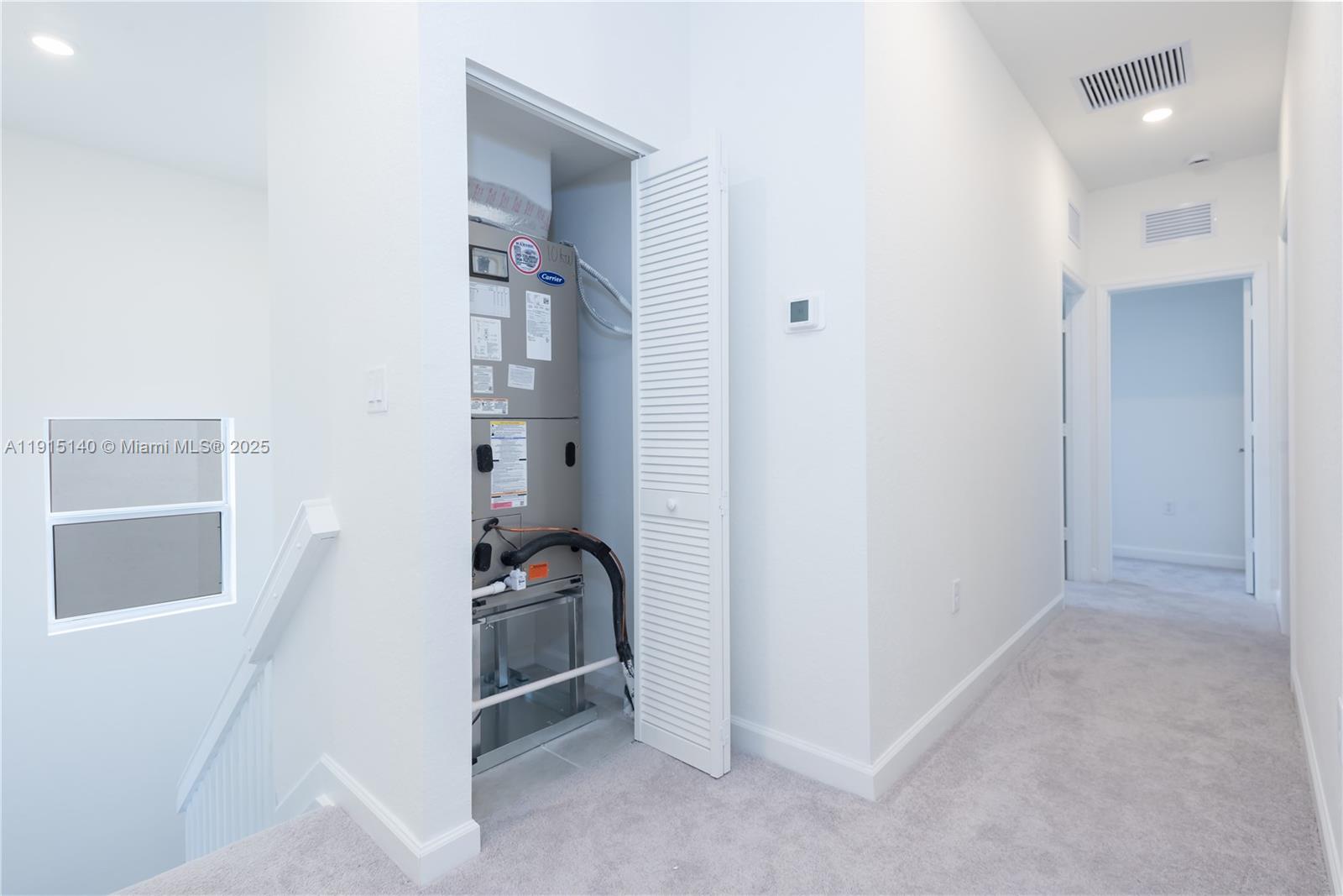 KEYS-GATE NO 1 - Residential Lease