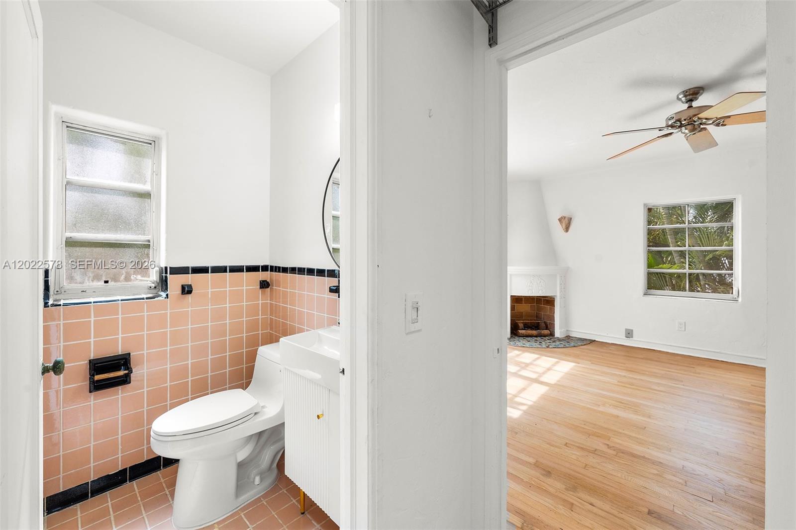 ESPANOLA COURT CONDO - Residential