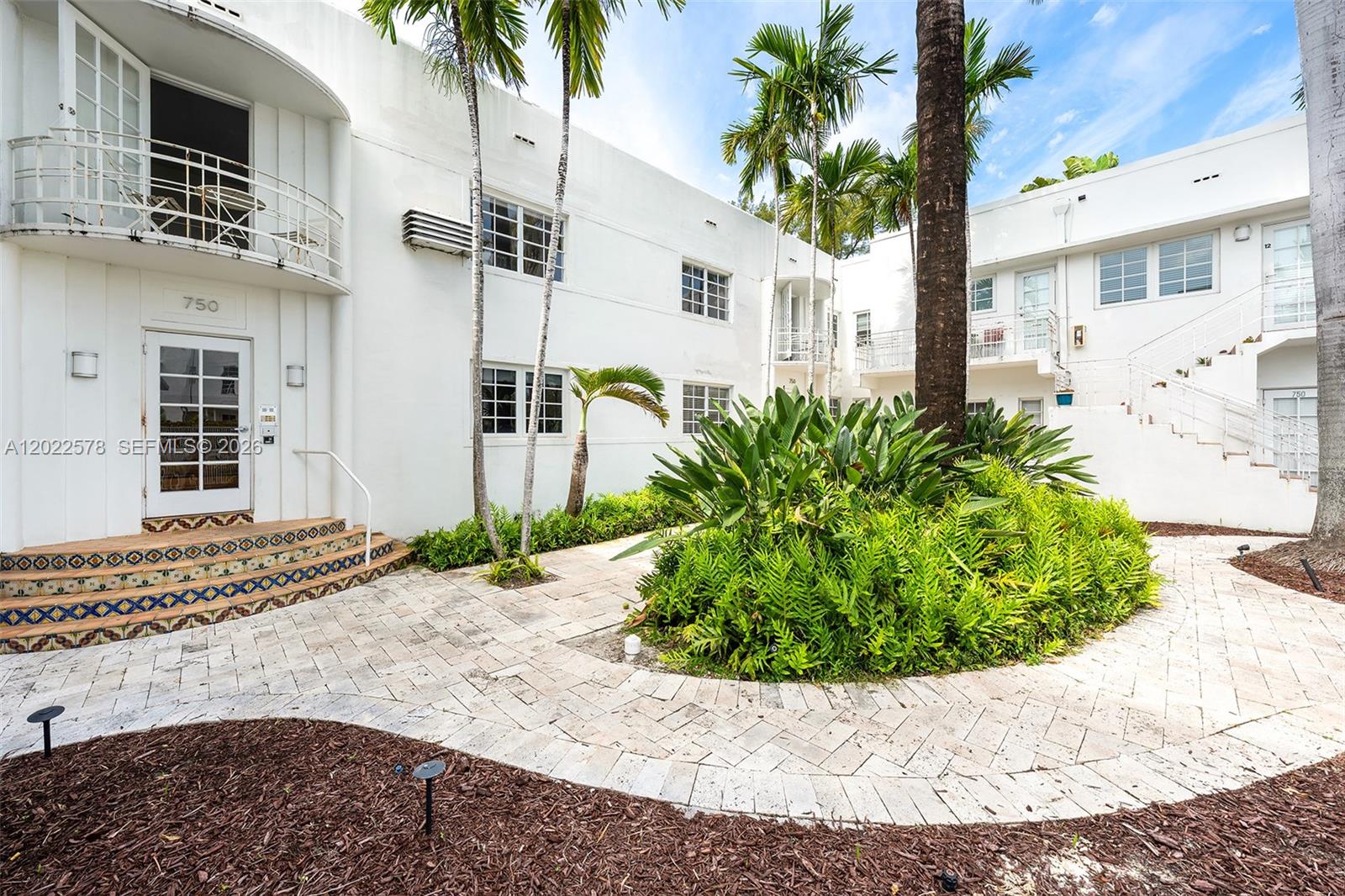 ESPANOLA COURT CONDO - Residential
