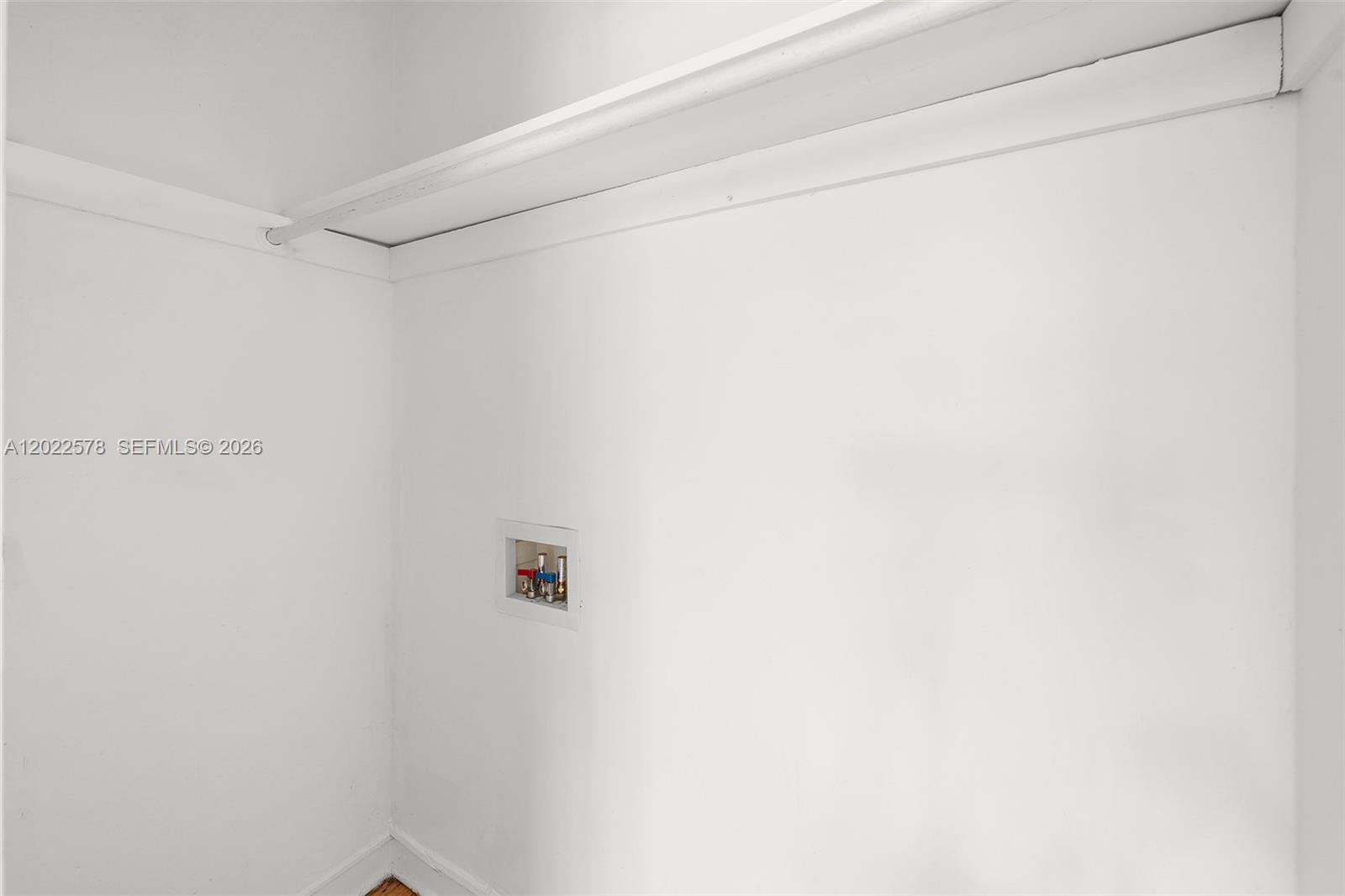 ESPANOLA COURT CONDO - Residential