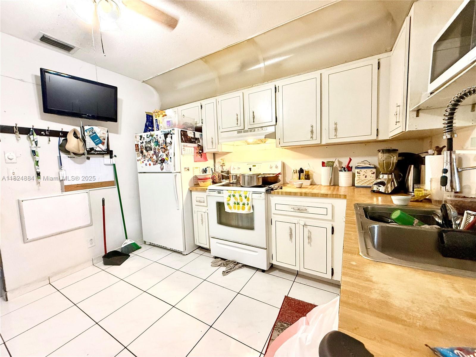 820 N Golf Dr