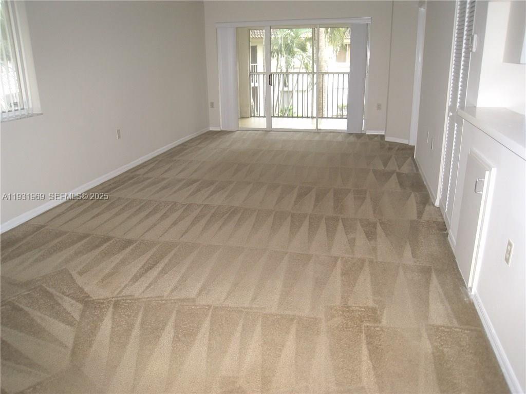 STERLING VILLAGES OF PALM - Residential Lease