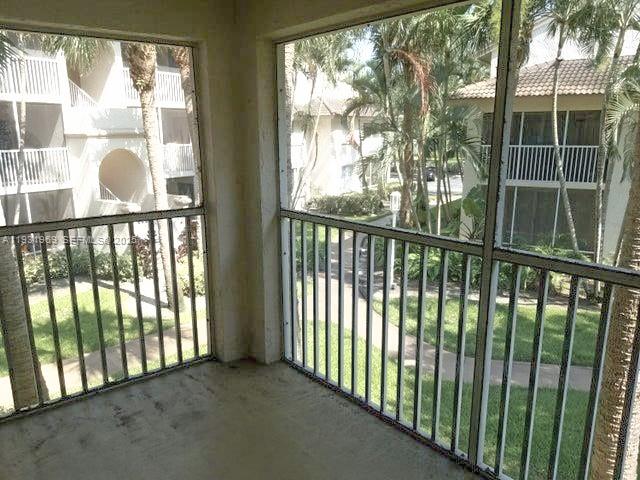 STERLING VILLAGES OF PALM - Residential Lease