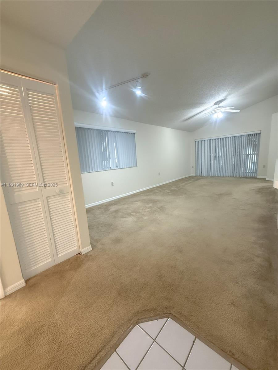 STERLING VILLAGES OF PALM - Residential Lease