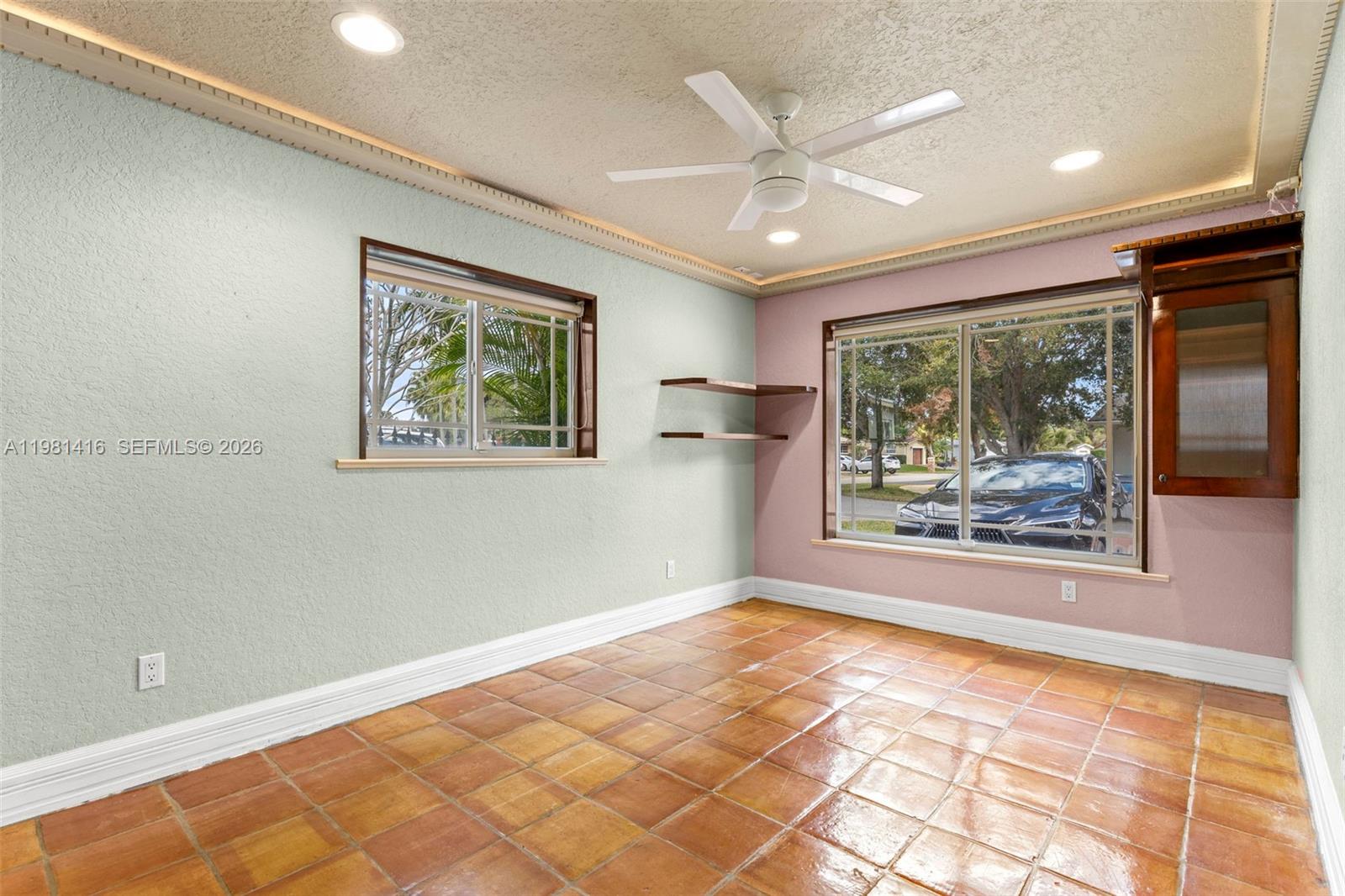 PEMBROKE LAKES SEC 1 - Residential