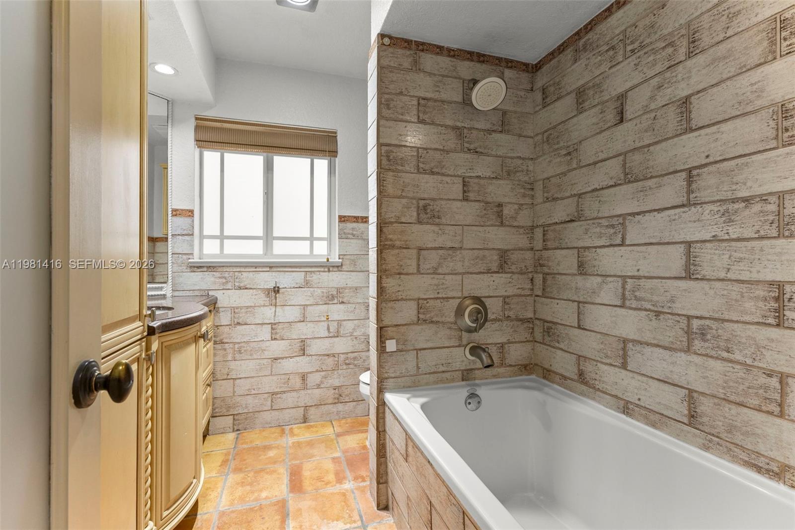 PEMBROKE LAKES SEC 1 - Residential