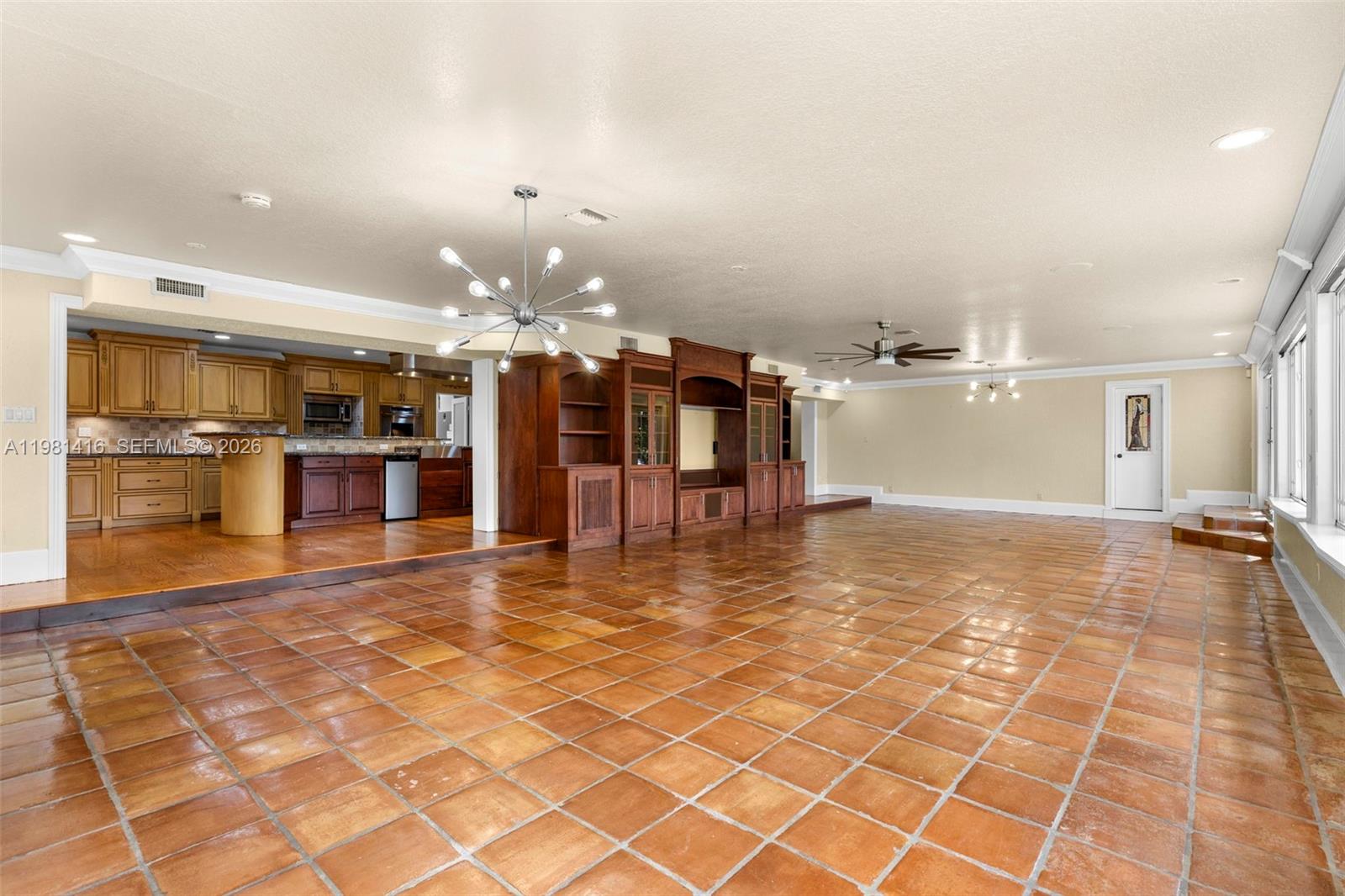 PEMBROKE LAKES SEC 1 - Residential