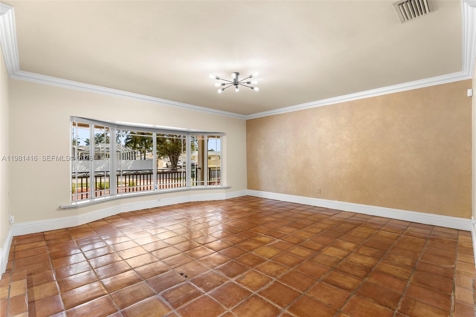 PEMBROKE LAKES SEC 1 - Residential