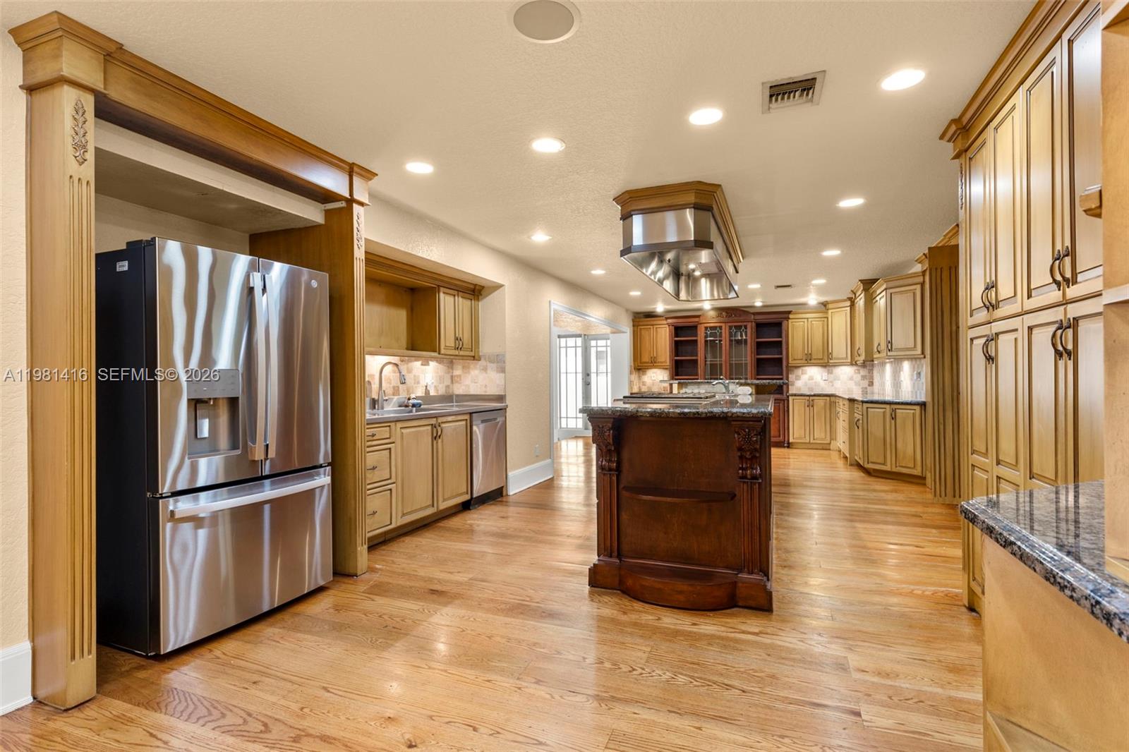 PEMBROKE LAKES SEC 1 - Residential