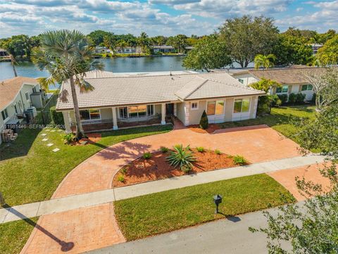 Photo of Pembroke Pines, FL 33026 (MLS # A11981416)