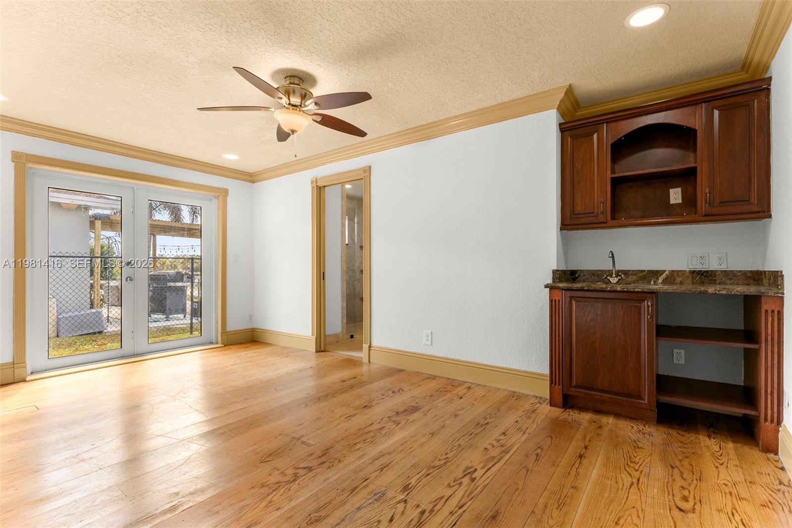 PEMBROKE LAKES SEC 1 - Residential