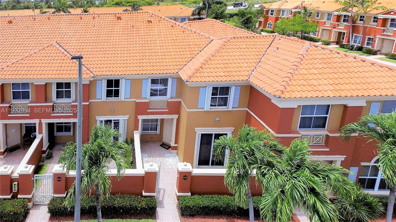 THE GATES AT DORAL ISLES - Residential