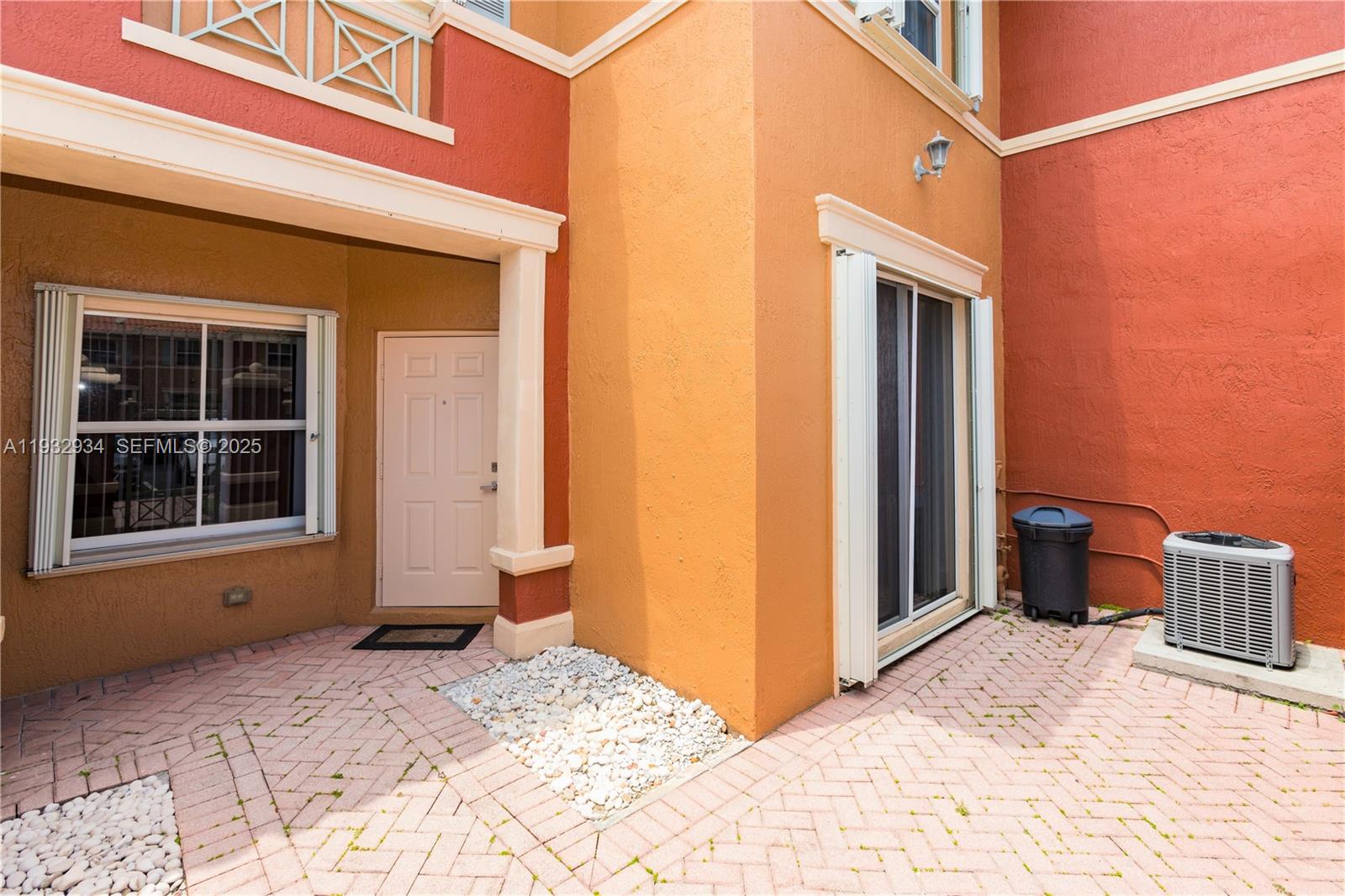 THE GATES AT DORAL ISLES - Residential