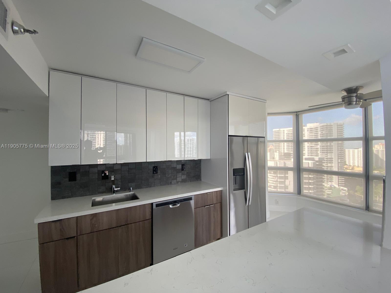 MYSTIC POINTE CONDO NO TH - Residential Lease