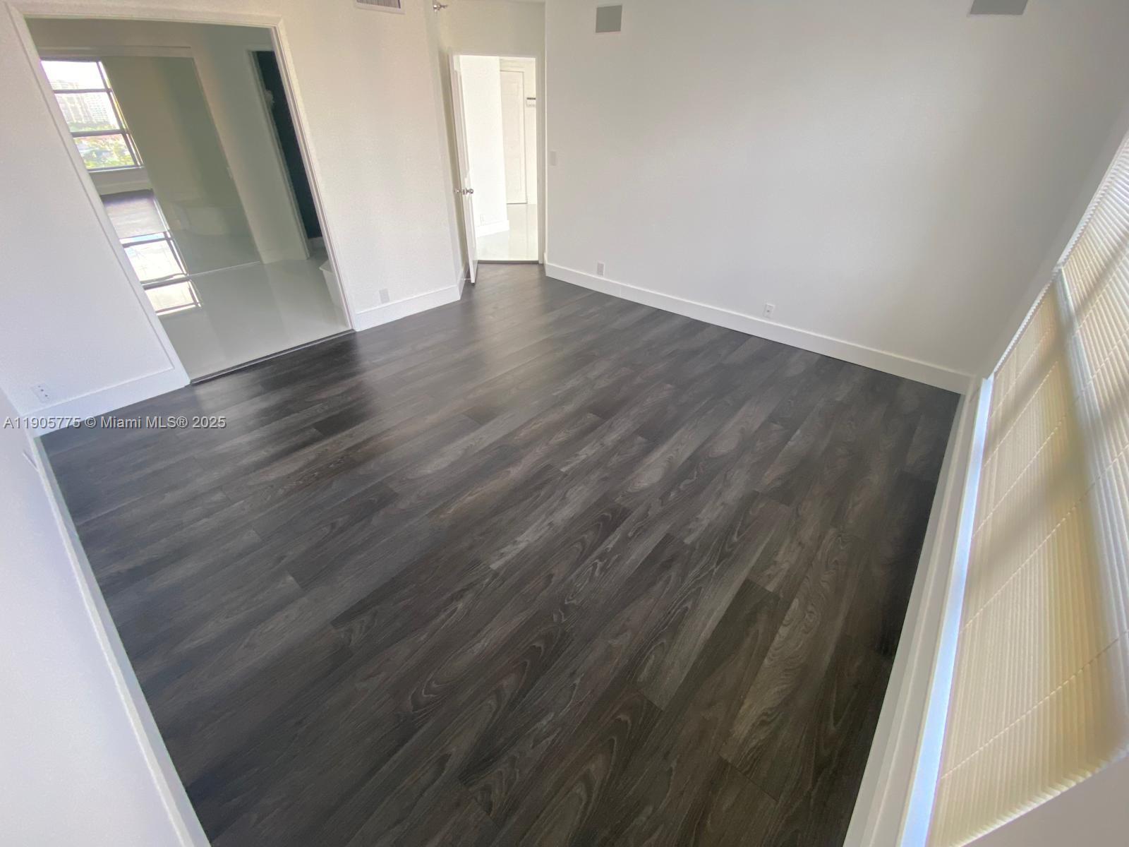 MYSTIC POINTE CONDO NO TH - Residential Lease