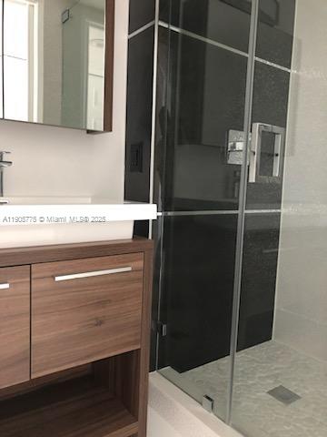 MYSTIC POINTE CONDO NO TH - Residential Lease