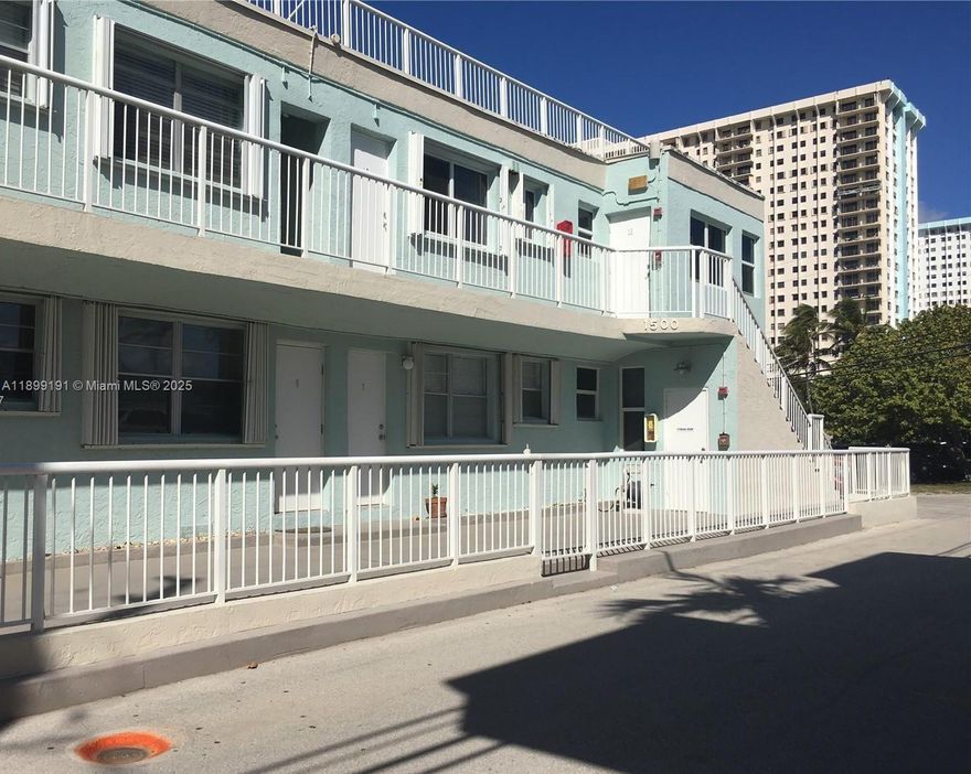 Boutique complex on South Hollywood Beach. Cozy 1 bed/ 1 bath, can be furnished or unfurnished. Assigned parking space, ground floor unit, open kitchen w/ pass thru into living room. Home has been upgraded to high impact windows. Only steps to the beach (approx. 50 feet).