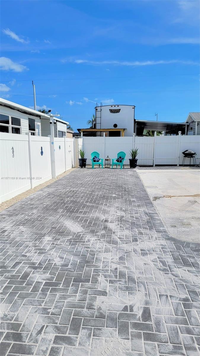 CALUSA CAMPGROUND - Land