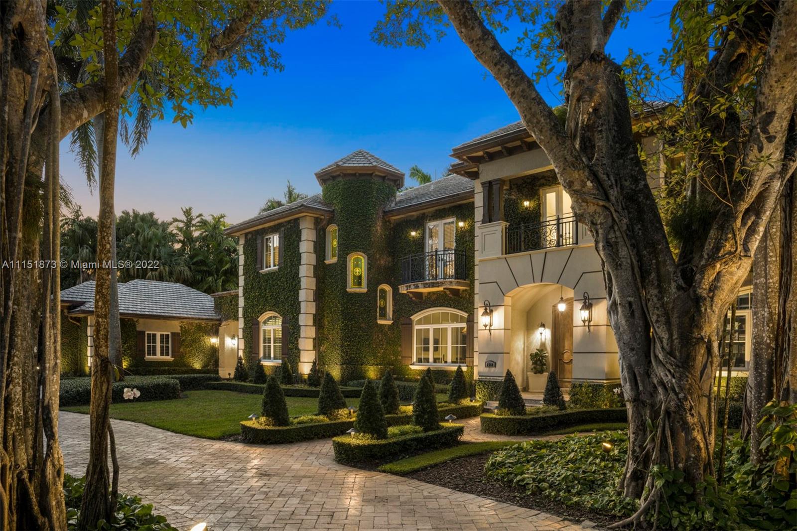 WHEELING ESTATES - Residential