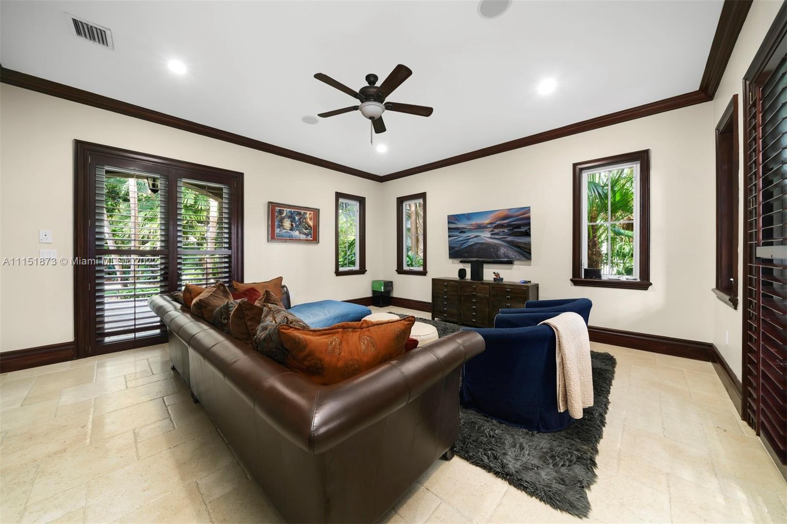 WHEELING ESTATES - Residential