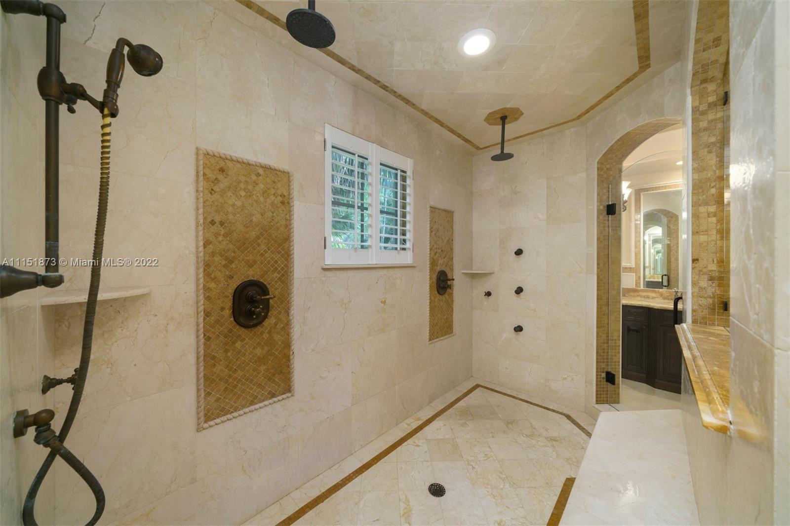 WHEELING ESTATES - Residential