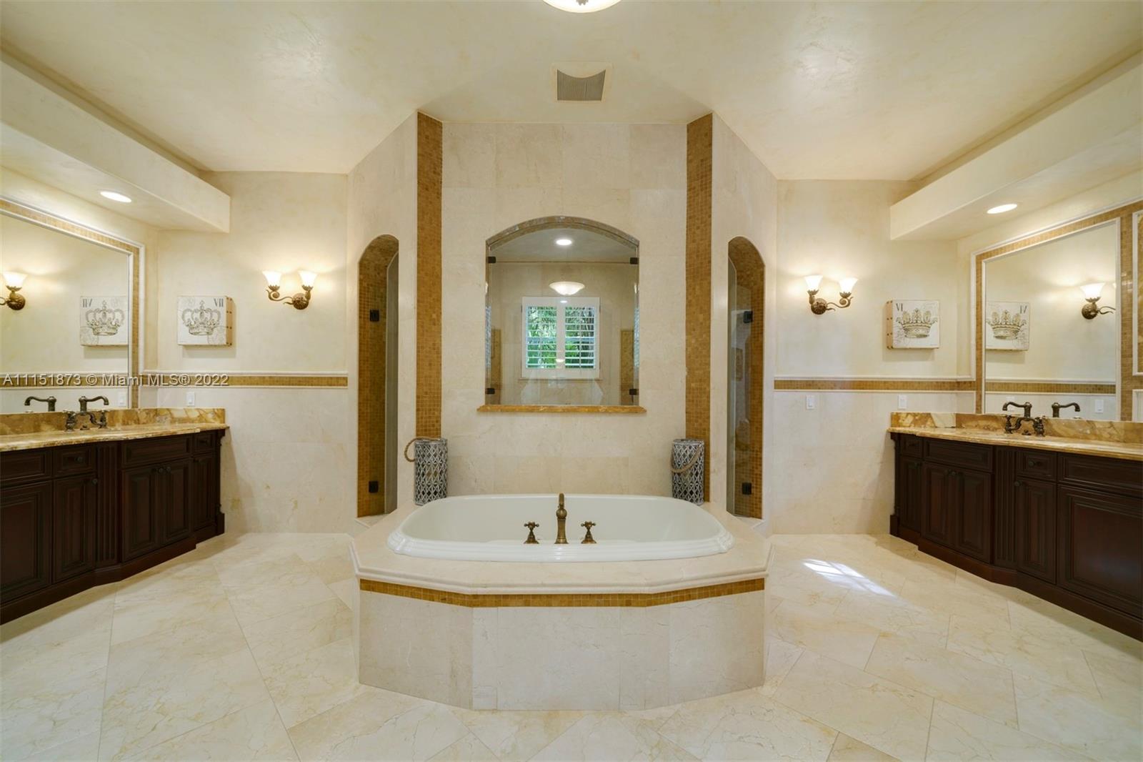 WHEELING ESTATES - Residential