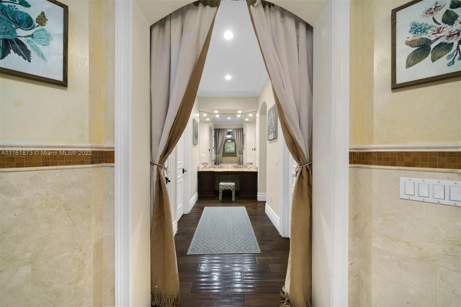 WHEELING ESTATES - Residential