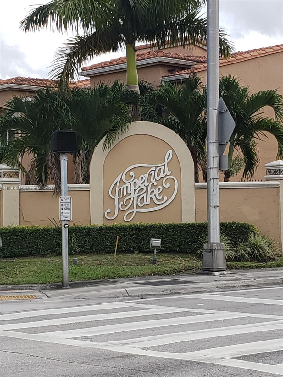 VILLA REAL CONDO NO 4 - Residential Lease