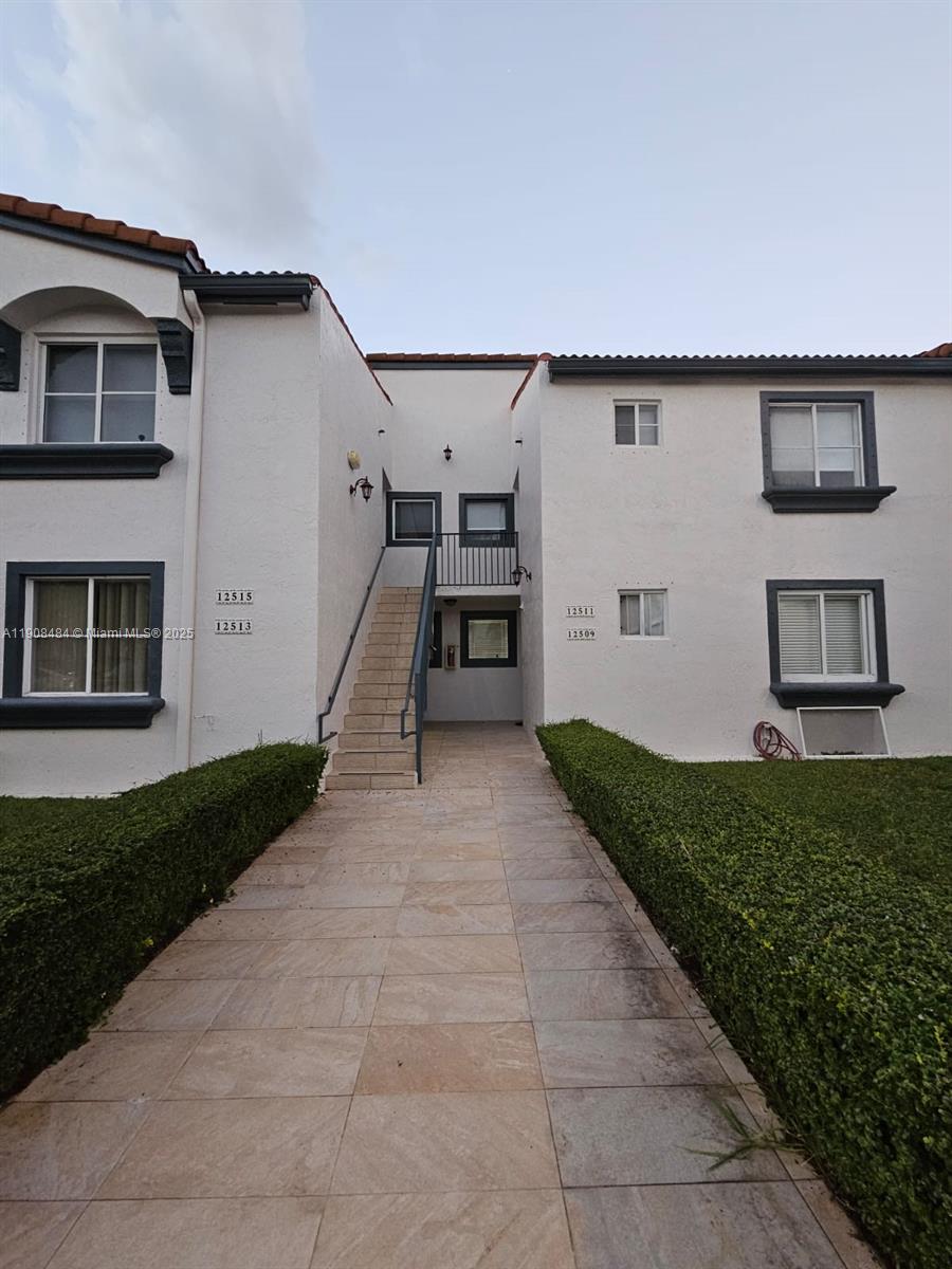 VILLA REAL CONDO NO 4 - Residential Lease