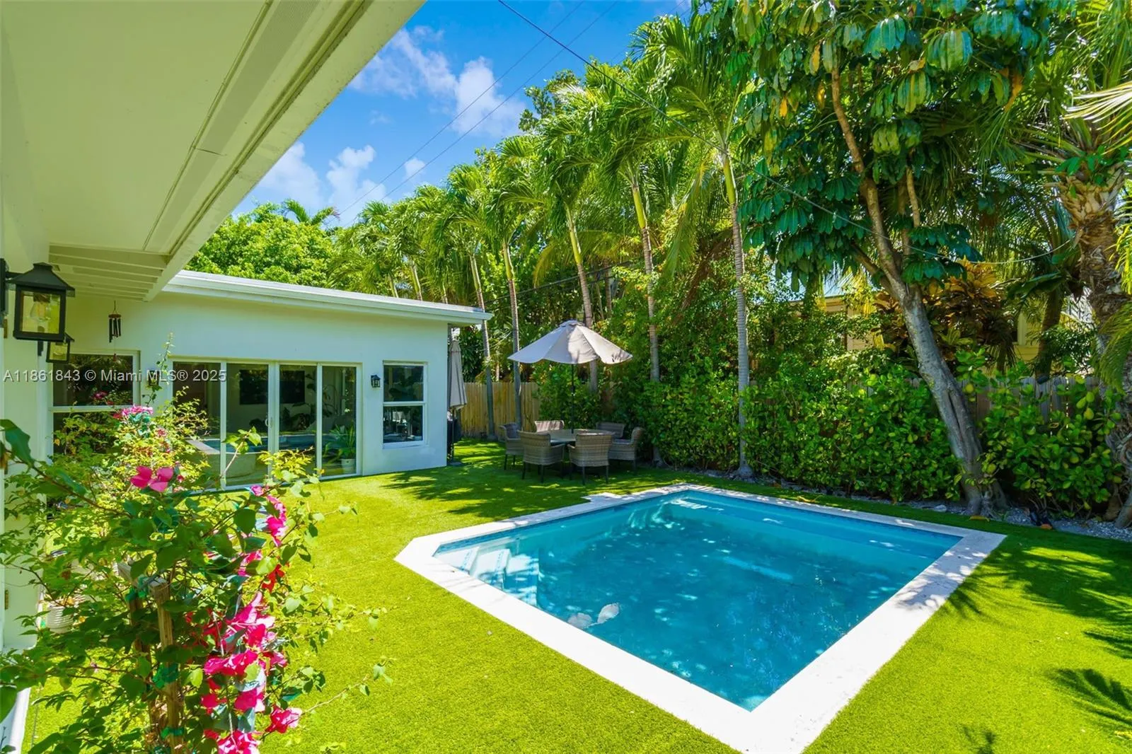 Key Biscayne, Florida 33149, United States, 5 Bedrooms Bedrooms, ,5 BathroomsBathrooms,Residential,Active,197390