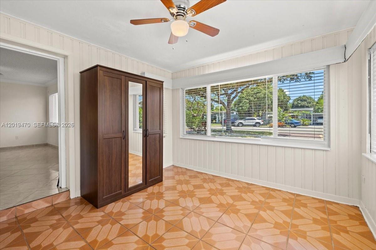NEW MIAMI SHORES ESTATES - Residential