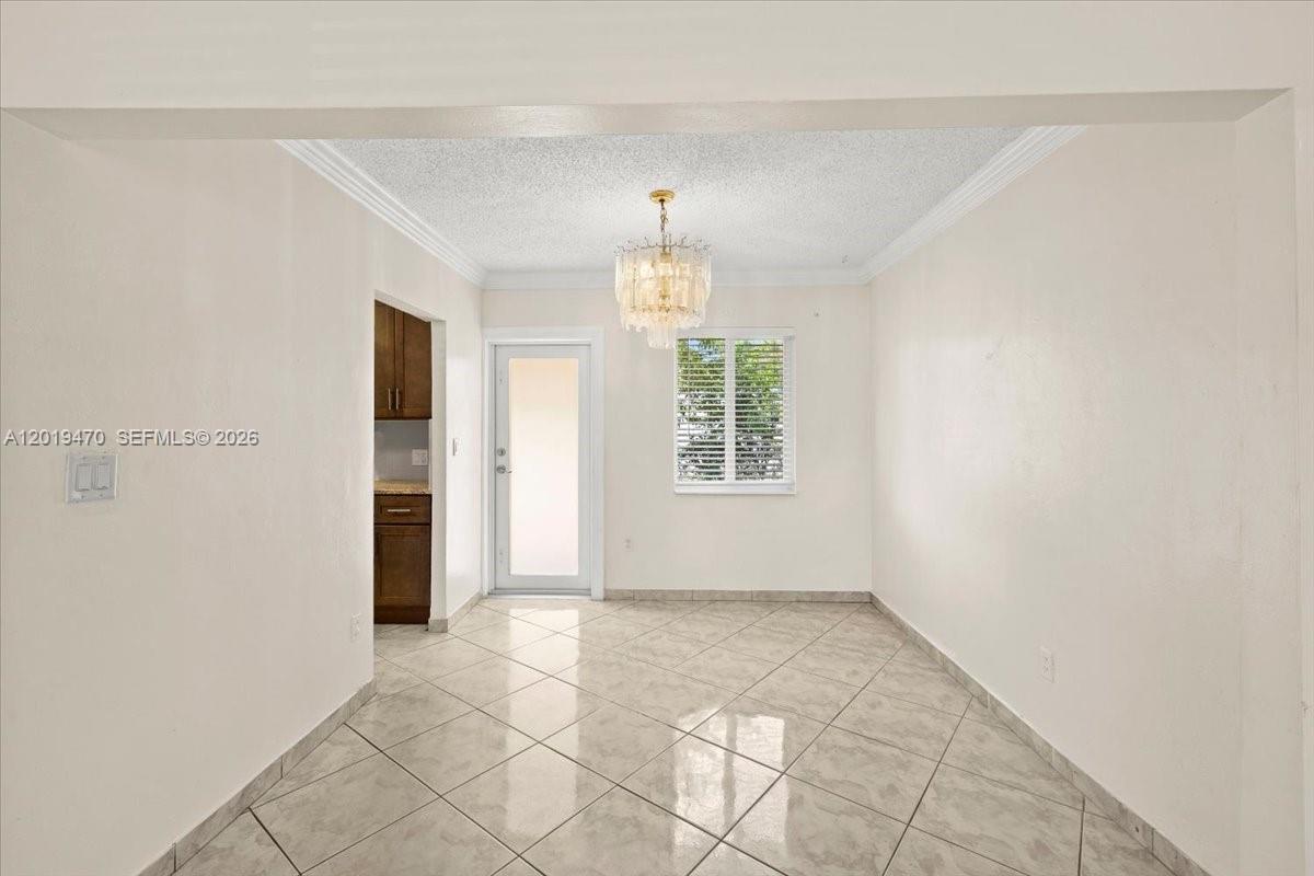NEW MIAMI SHORES ESTATES - Residential