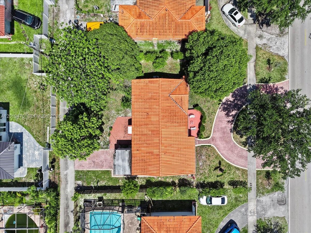 NEW MIAMI SHORES ESTATES - Residential