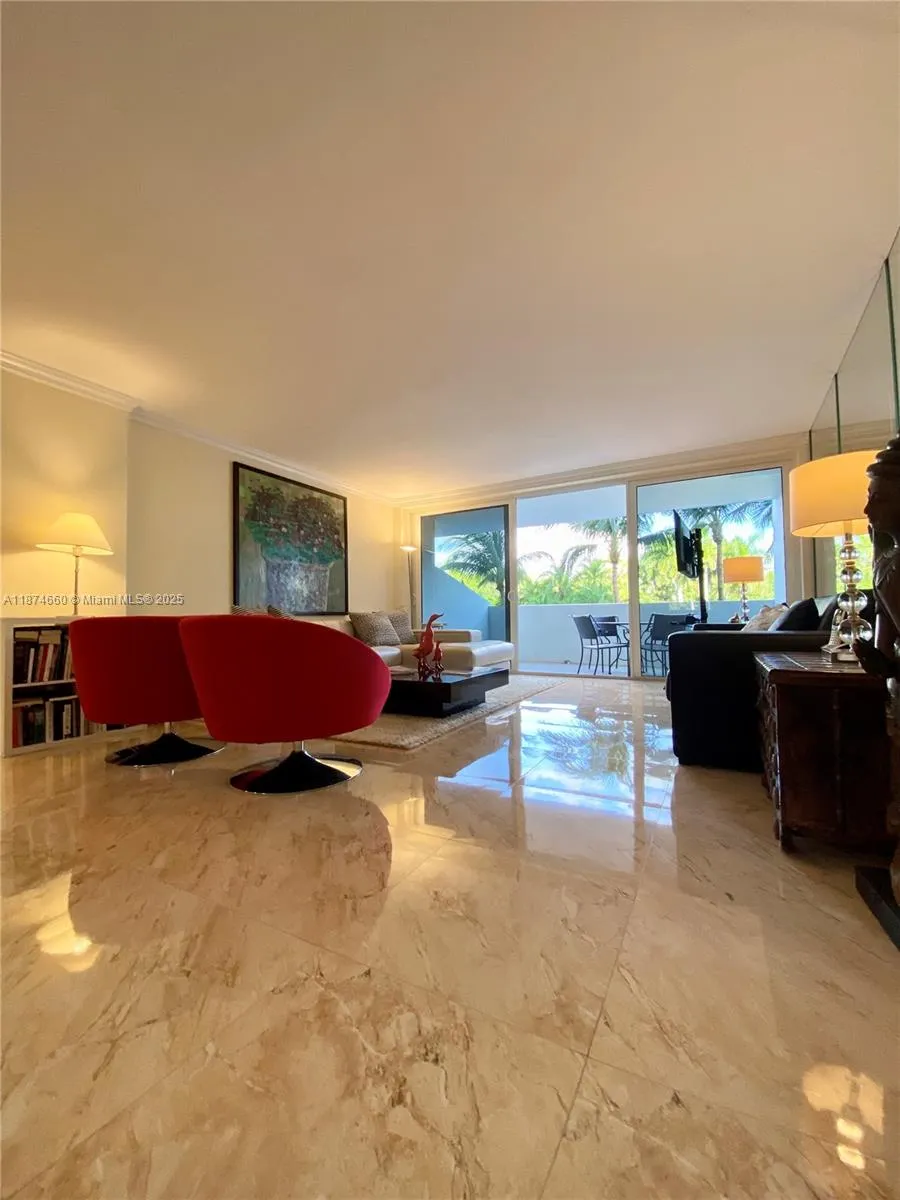 Key Biscayne, Florida 33149, United States, 2 Bedrooms Bedrooms, ,2 BathroomsBathrooms,Residential,Active,206939