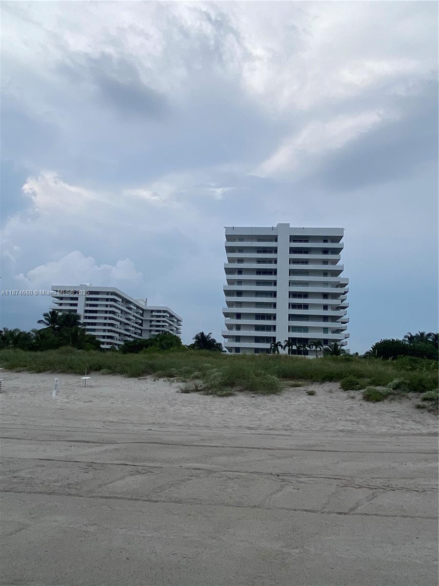 KEY BISCAYNES COMMODORE C - Residential