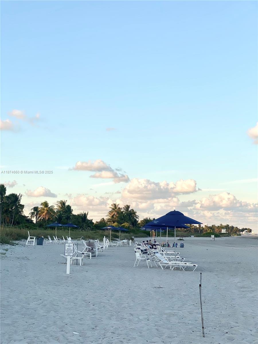 KEY BISCAYNES COMMODORE C - Residential