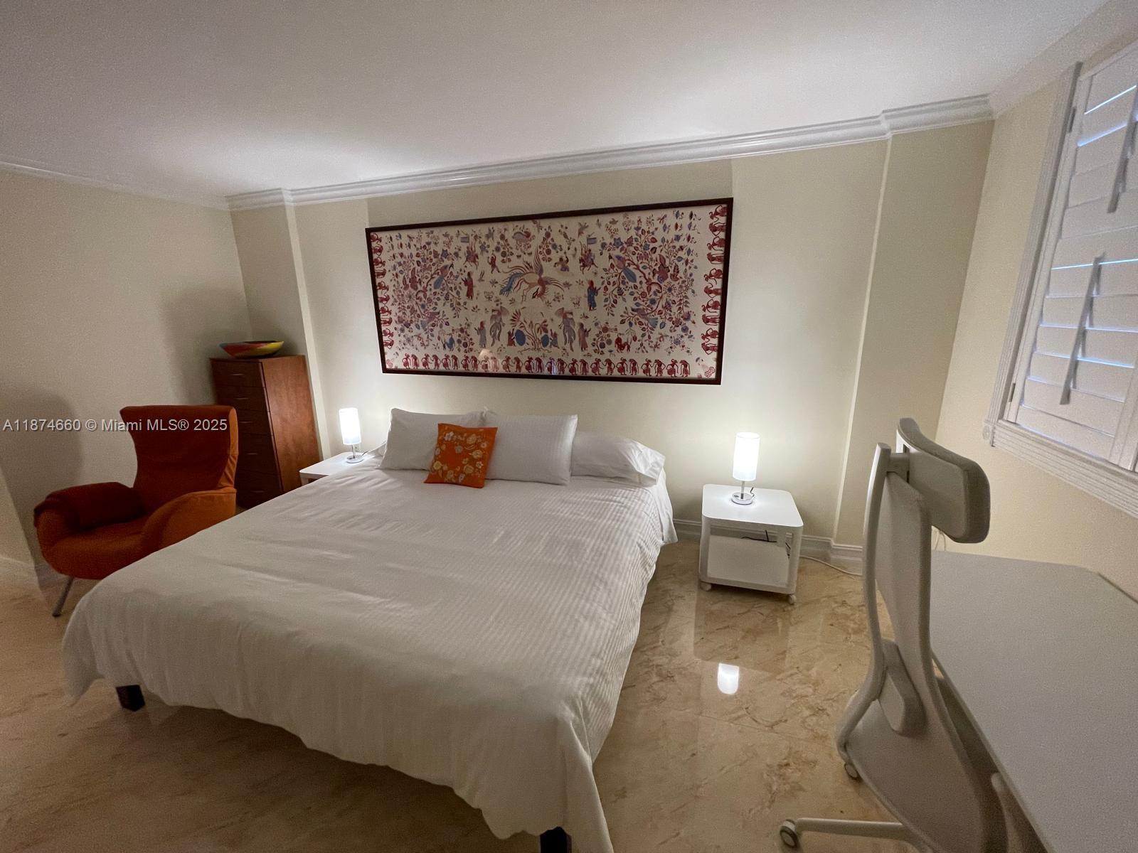 KEY BISCAYNES COMMODORE C - Residential