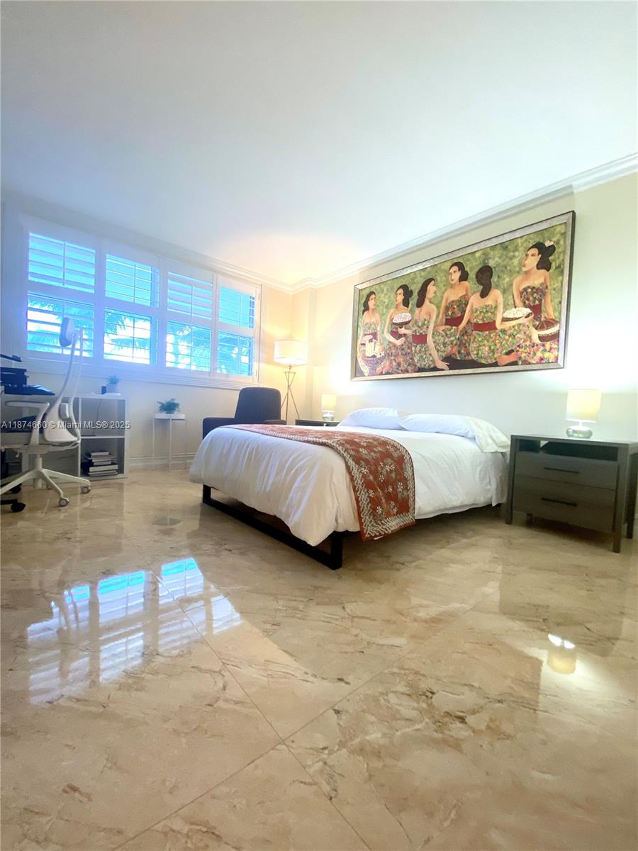 KEY BISCAYNES COMMODORE C - Residential