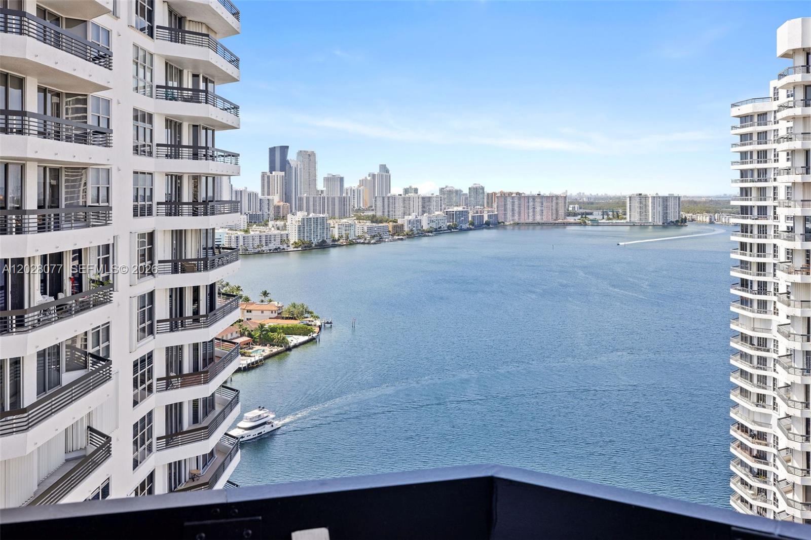 MYSTIC POINTE CONDO NO TW - Residential