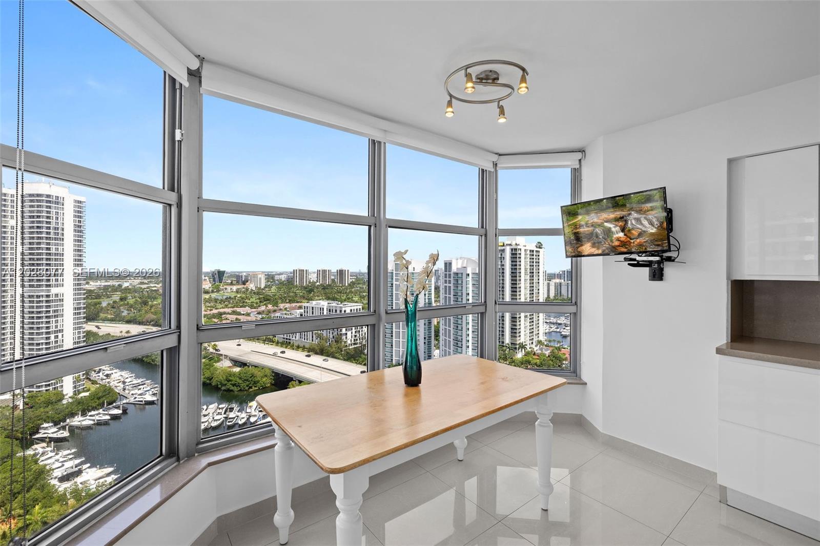 MYSTIC POINTE CONDO NO TW - Residential