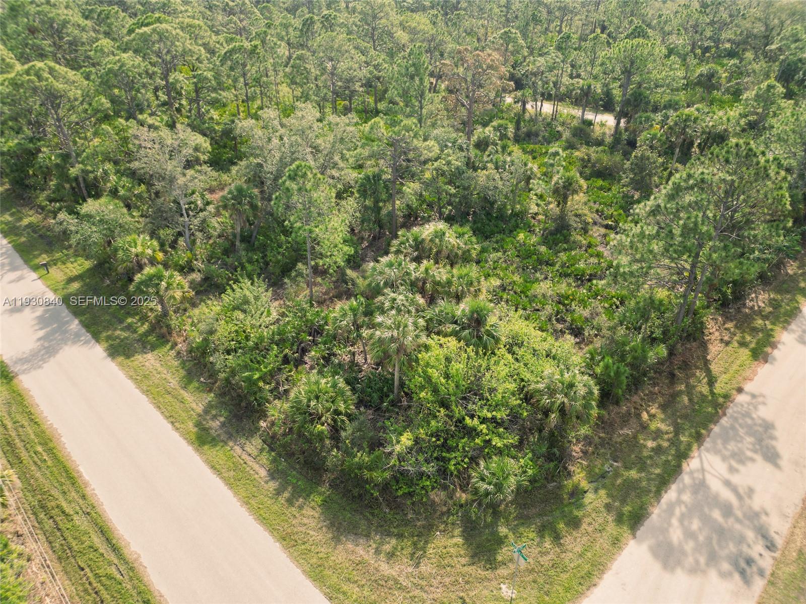 PORT CHARLOTTE - Land